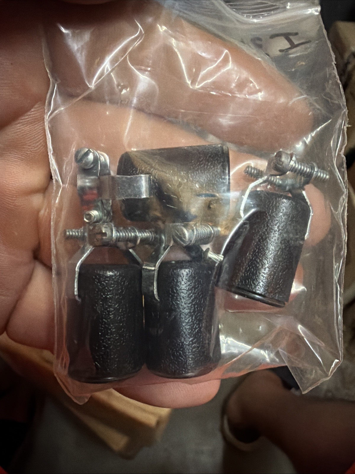 4pcs 2Pin Female Socket Cinch Jones TRW Connector Cable Clamp Top USA 4pcs 2Pin Female Socket Cinch Jones TRW Connector Cable Clamp Top USA