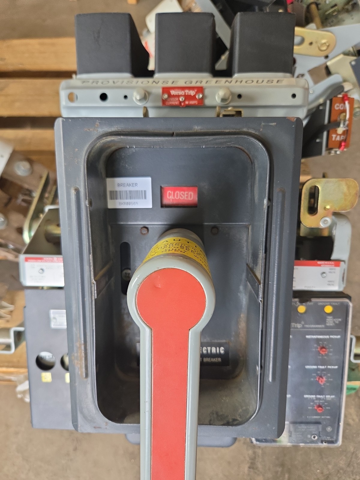 GE General Electric AKRU-7D-30S 800A Circuit Breaker w/ RMS-9 Micro Versa Trip GE General Electric AKRU-7D-30S 800A Circuit Breaker w/ RMS-9 Micro Versa Trip
