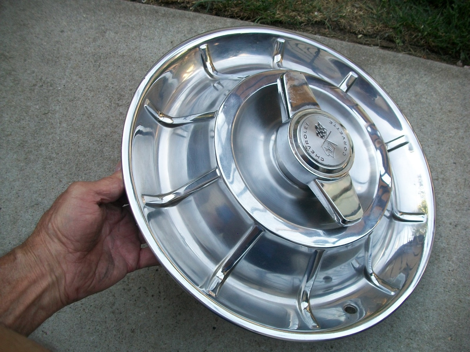 1956-1958 Corvette RARE SUPER NICE Original GM Wheel Cover With Spinner 3725239 1956-1958 Corvette RARE SUPER NICE Original GM Wheel Cover With Spinner 3725239