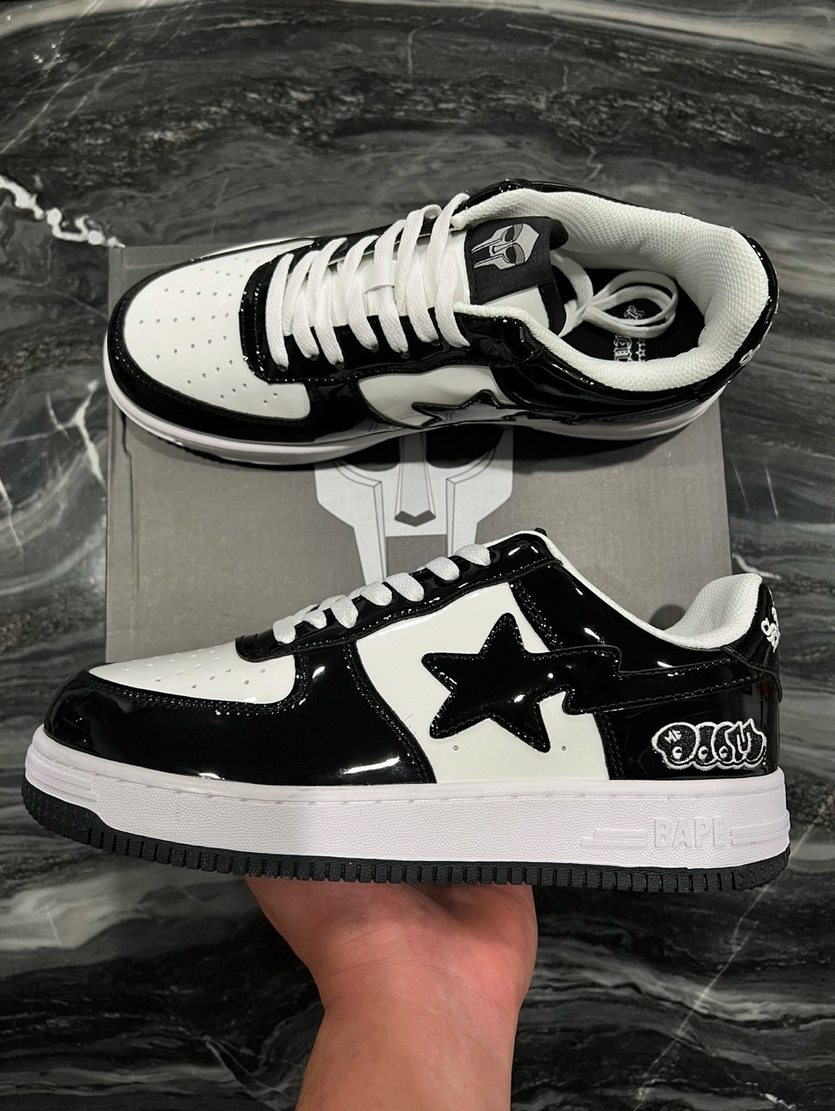 Men\'s A Bathing Ape Bape Sta Low PatentLeather \'Black/White\' US M 8.5 *NO BOX*