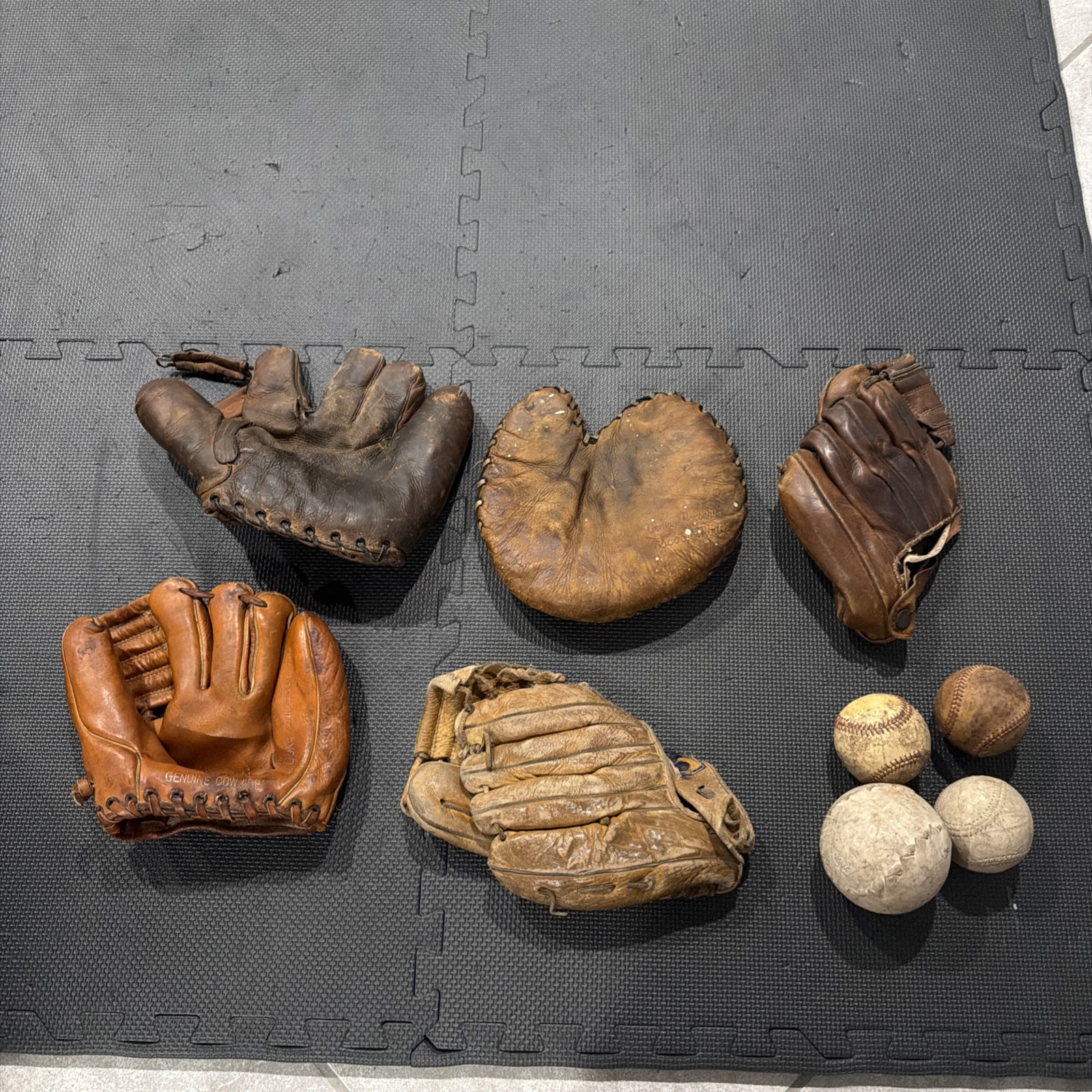 Vintage lot of 5 baseball gloves And Balls