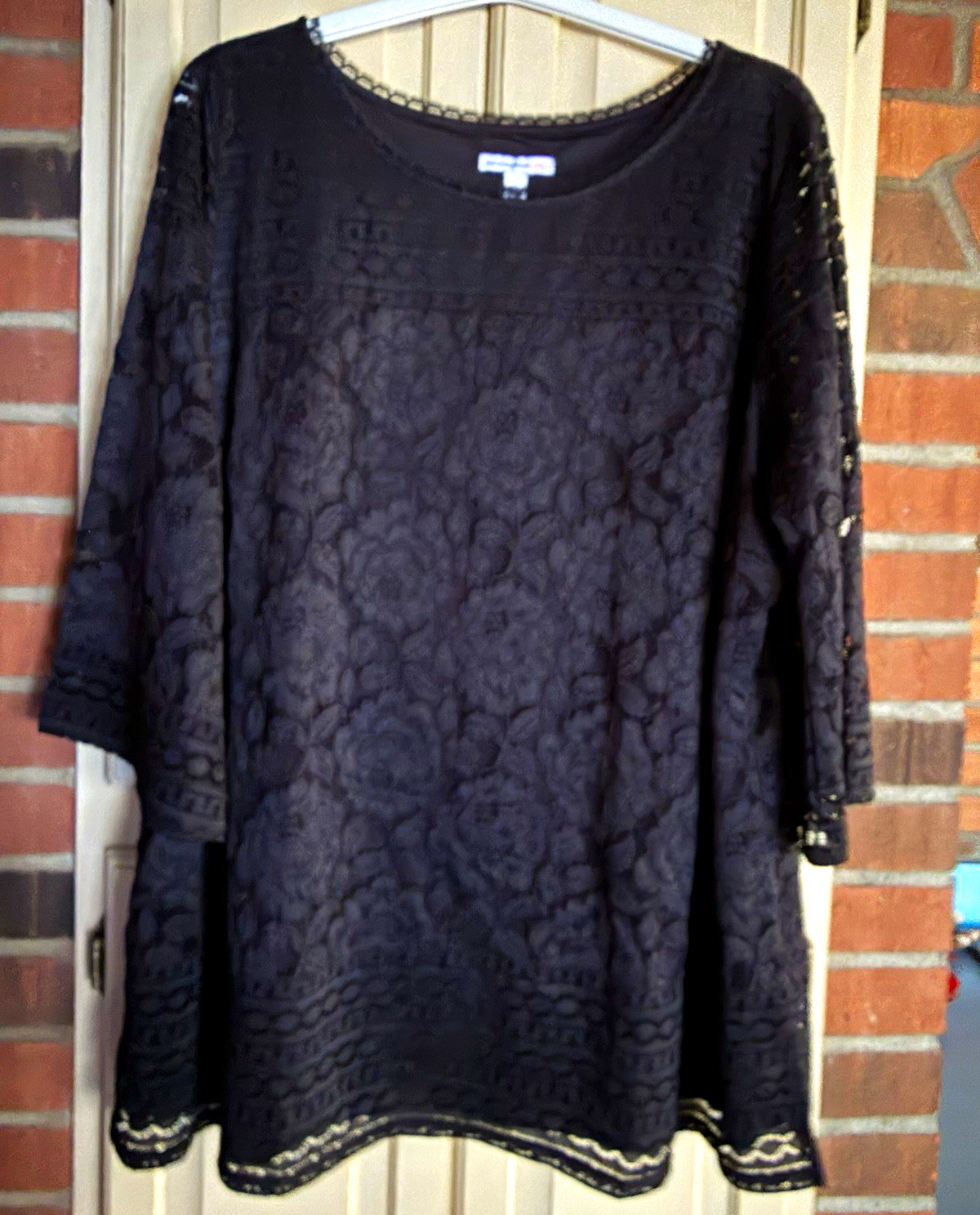 Isaac Mizrahi Live Women’s Plus Size 3X Black Sheer Floral Lace Blouse