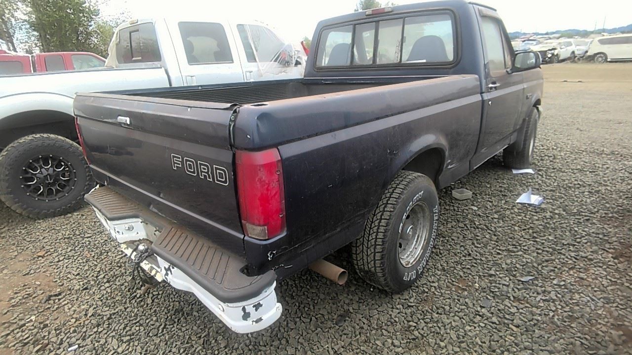 Manual Transmission 5 Speed Mazda 2WD Fits 92-96 FORD F150 PICKUP 33403380