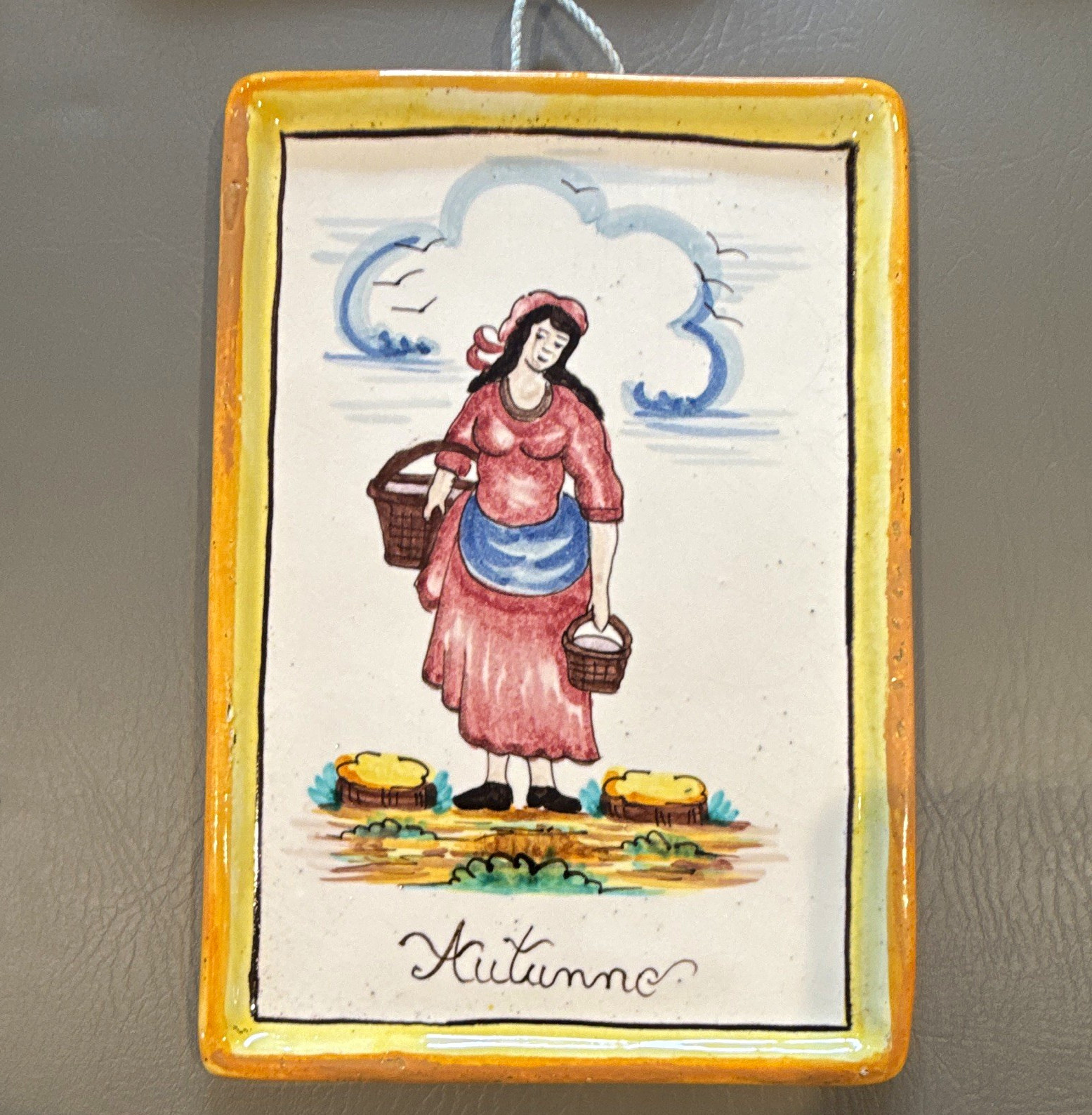 VIETRI Autumno Italy Hand-Painted Decorative Tile Figural 9/34” x 6 3/4” Autumn