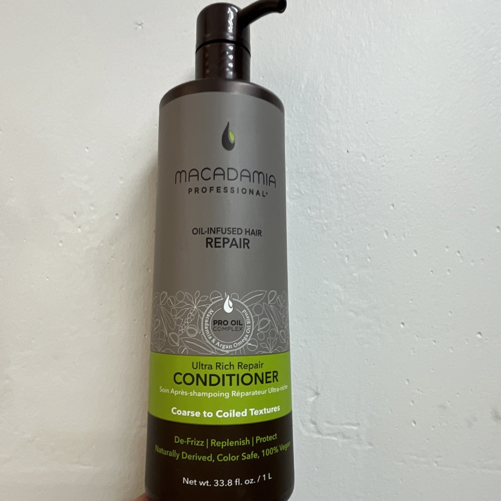 Macadamia Professional Oil-Infused Hair Repair Conditioner 33.8 oz Vegan