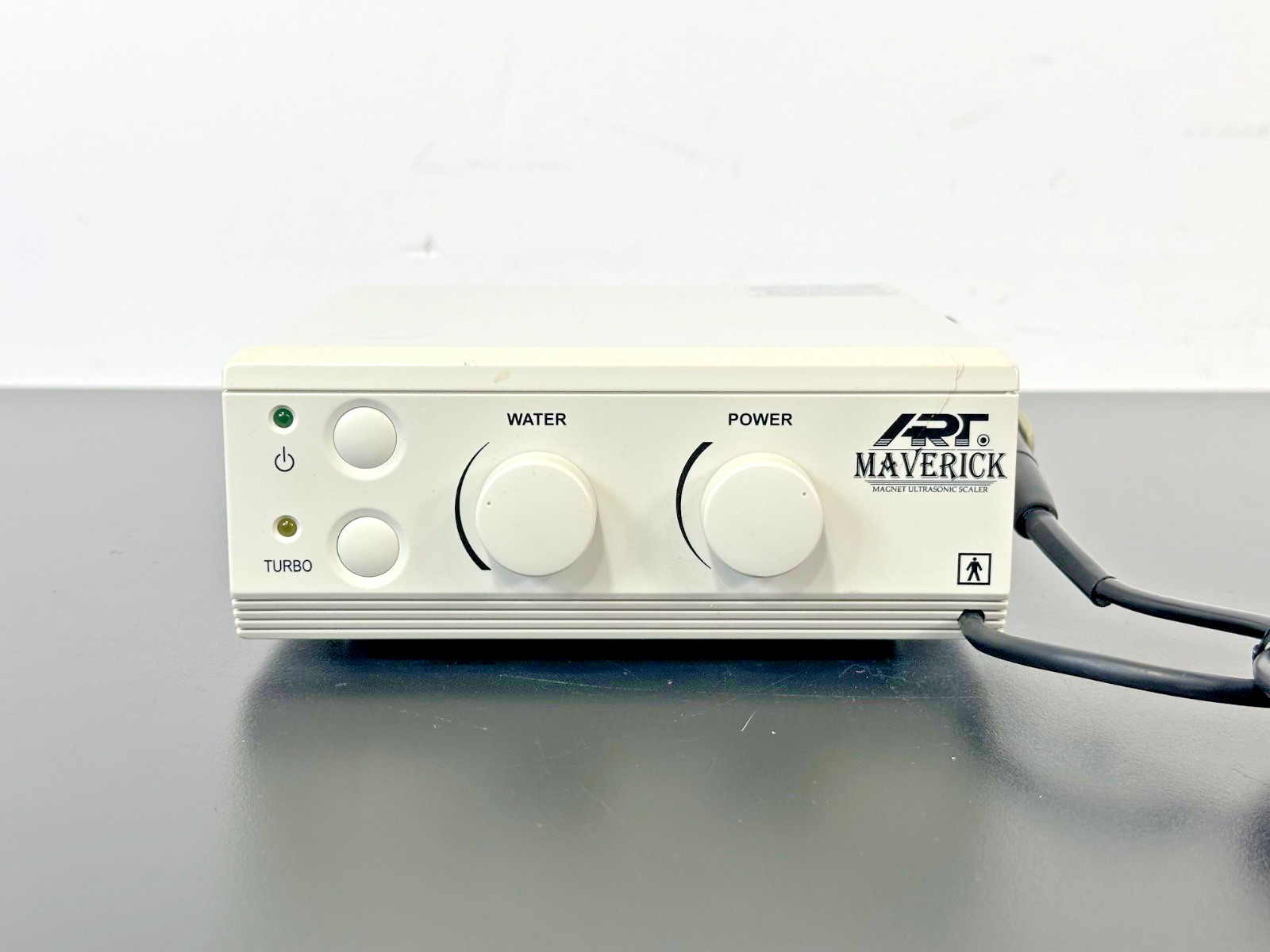 ART Maverick ART-M1 (25K) Magnet Ultrasonic Scaler 110V Used Untested
