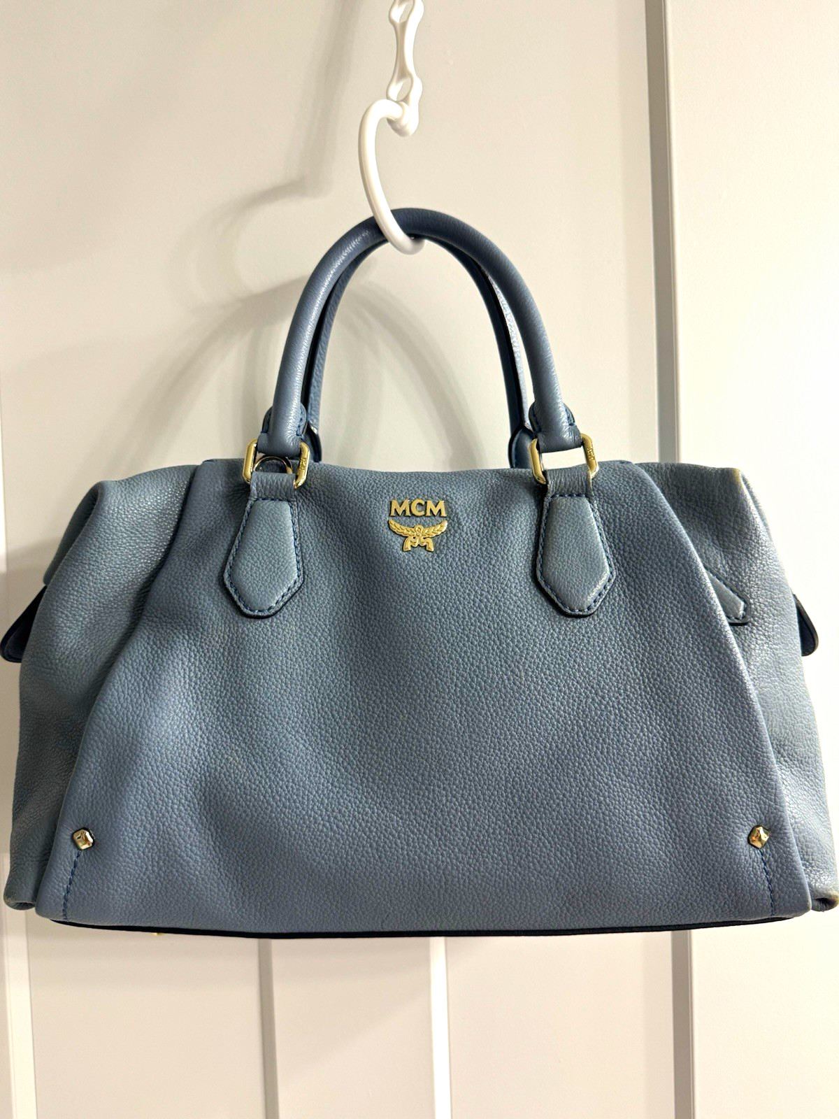 MCM Medium Milla Grained Satchel Top Handle Side Zipper Unique MCM Medium Milla Grained Satchel Top Handle Side Zipper Unique
