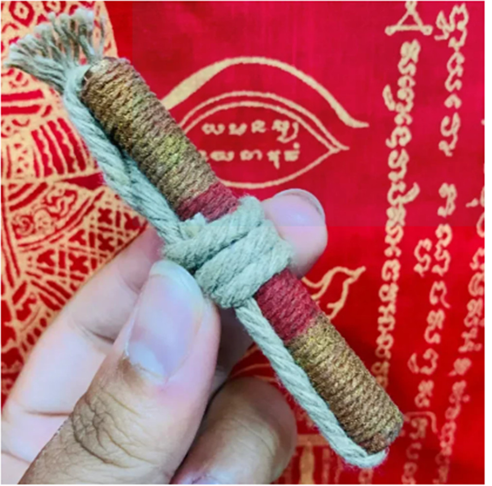 Takrud Tone Saisin Luang Pu Tim , Wat Laharn Rai Thai Buddha Amulet Protection
