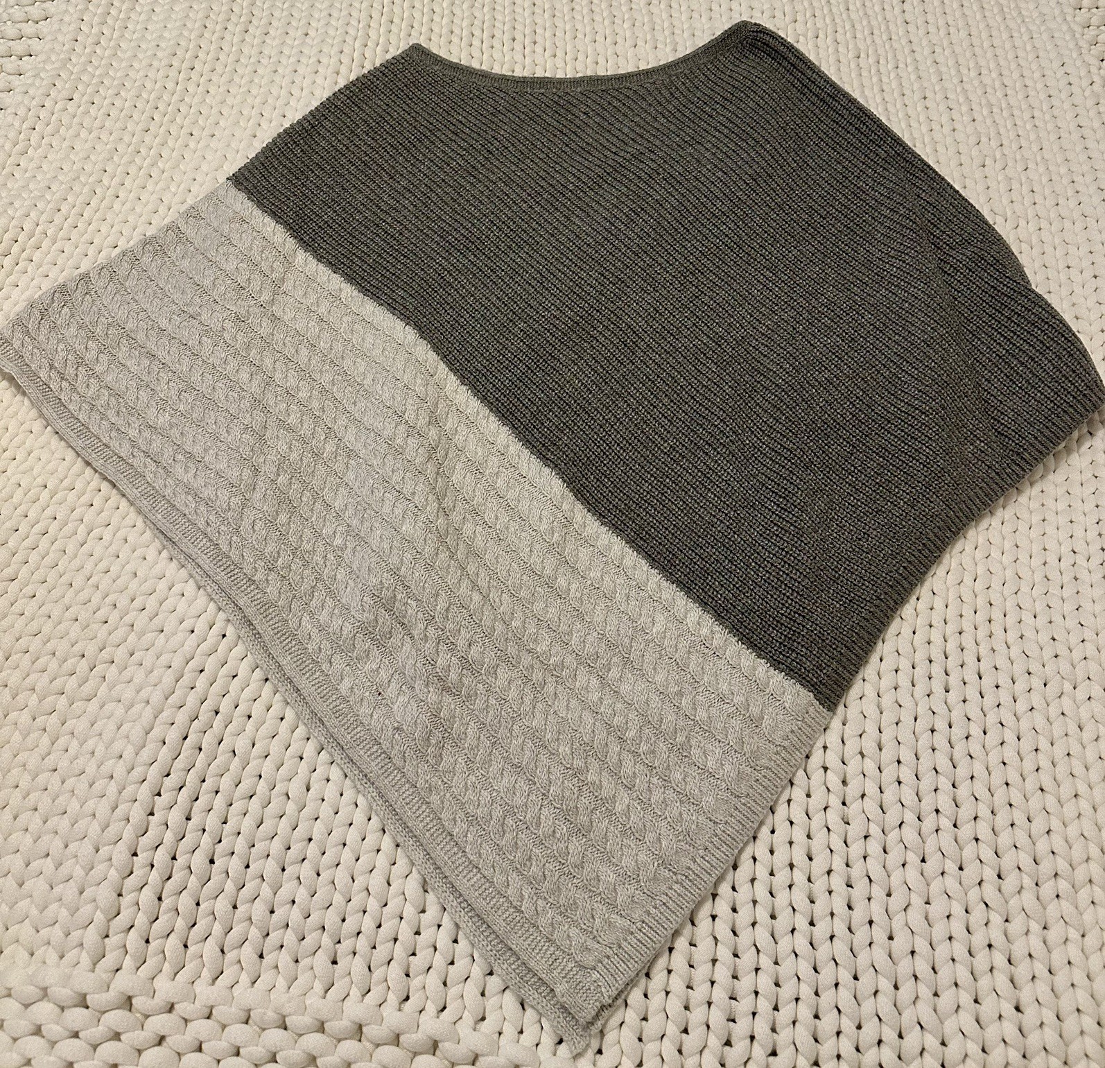J. Jill Grey Poncho Womens (One Size) J. Jill Grey Poncho Womens (One Size)