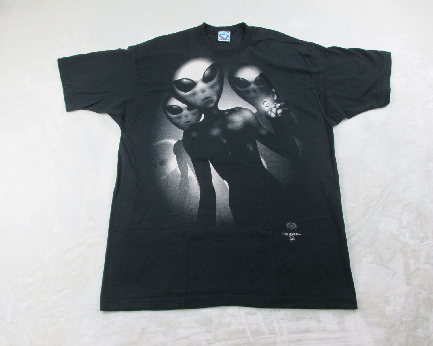 VINTAGE Liquid Blue Shirt Mens Extra Large Black Alien Visitors Cotton 1996*