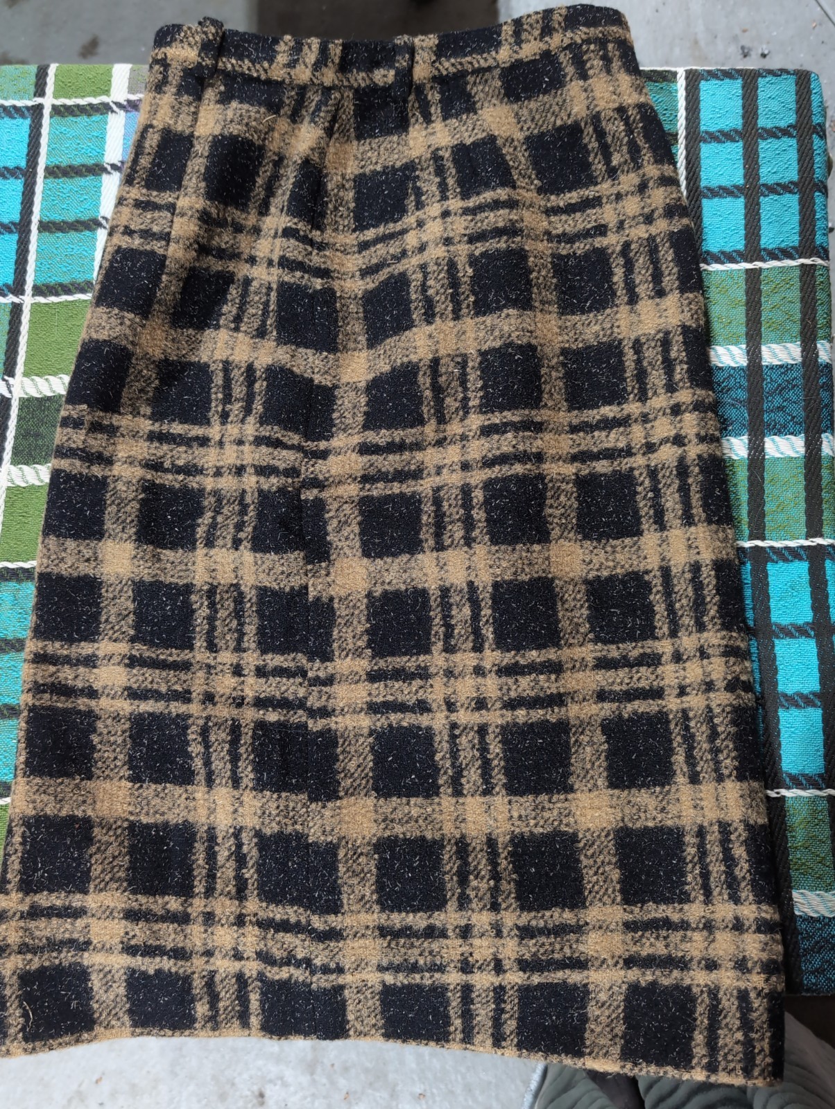 Vintage 1950s 1960s Plaid Wool Pencil Skirt | Connie Claire by J.I. Originals...