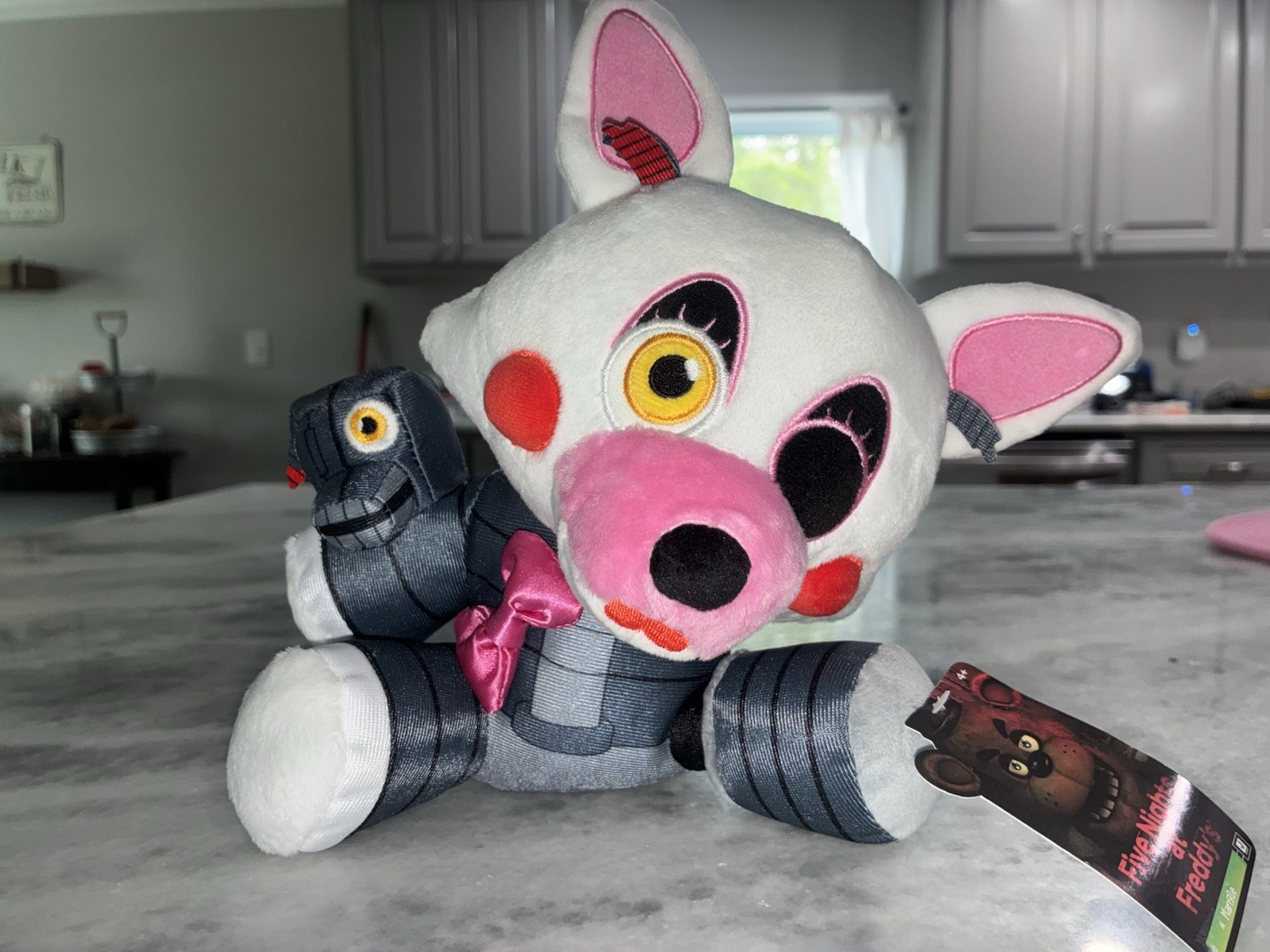 Jazwares Five Nights At Freddy\'s FNAF Mangle 8\