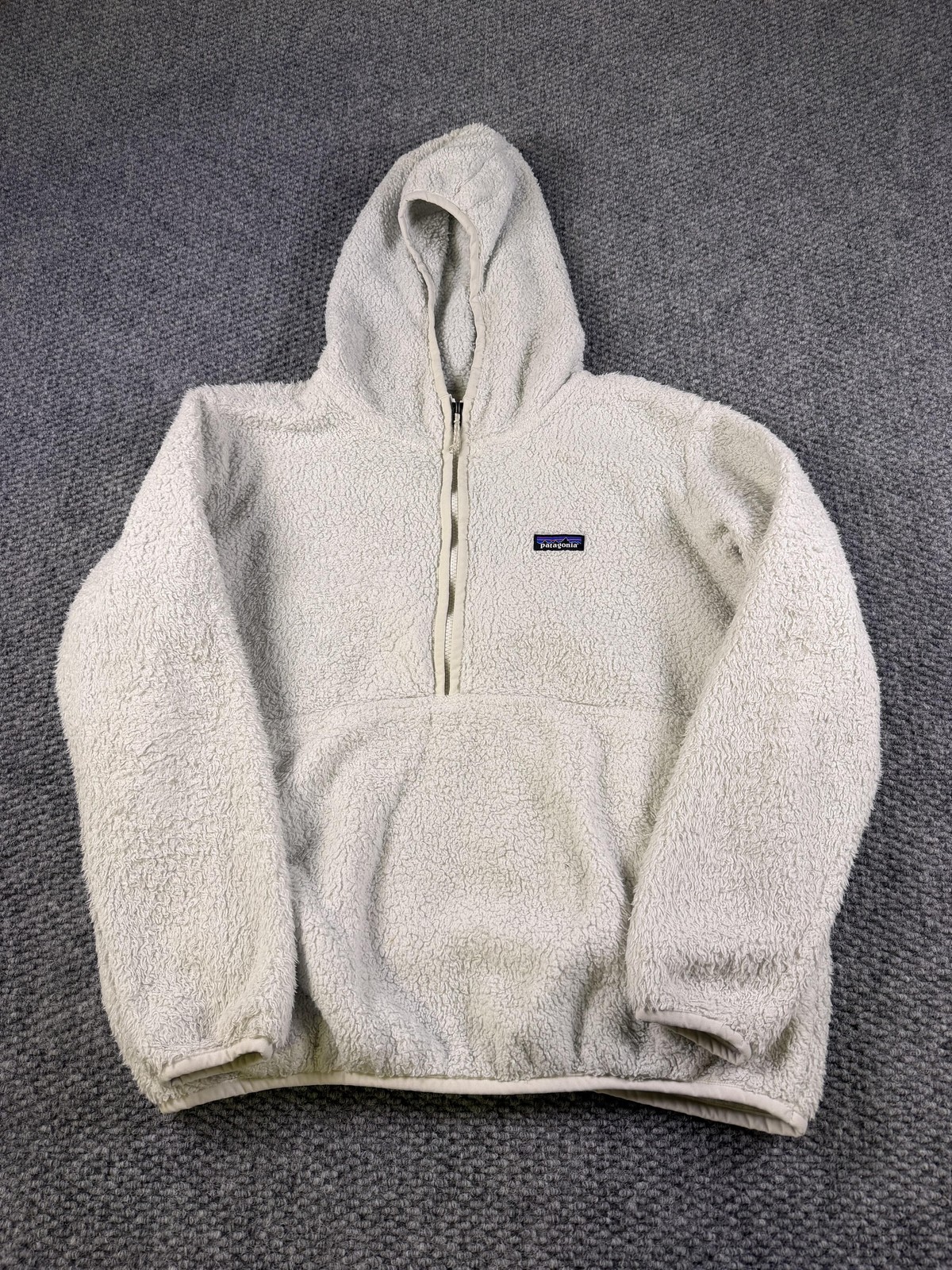 Patagonia Hoodie Mens XL White Sherpa Fleece 1/2 Zip Pullover Kangaroo Logo