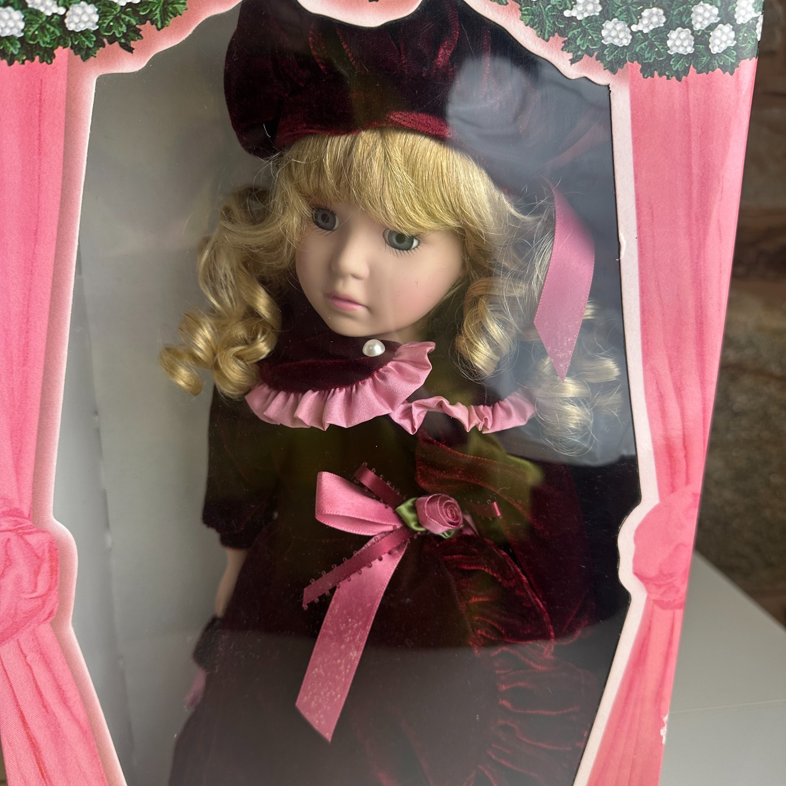 1994 Melissa Jane Victoria Collection Porcelain Doll Limited Edition With Box 1994 Melissa Jane Victoria Collection Porcelain Doll Limited Edition With Box