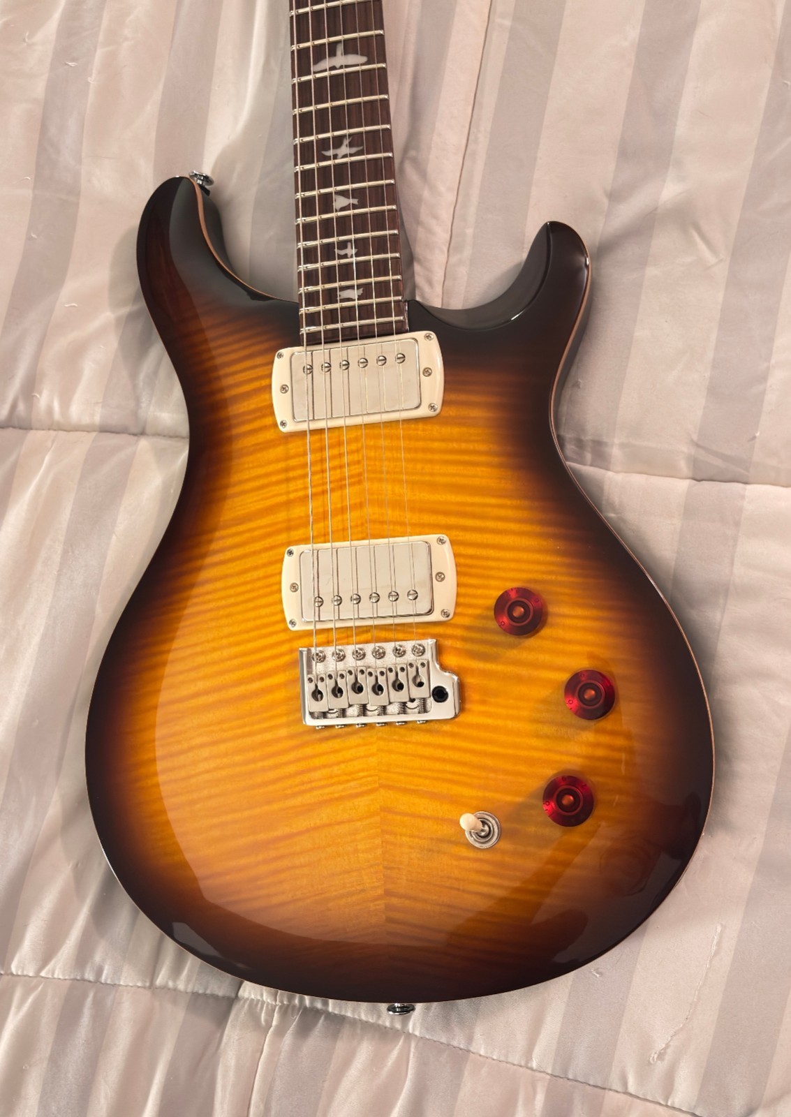 PRS SE DGT - 2026 - McCarty Tobacco Sunburst PRS SE DGT - 2026 - McCarty Tobacco Sunburst