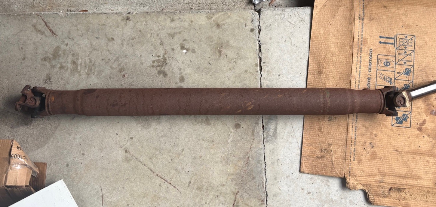 1999-2004 Mustang Drive Shaft Manual Transmission, 99-04 Mustang GT 4.6L 1999-2004 Mustang Drive Shaft Manual Transmission, 99-04 Mustang GT 4.6L