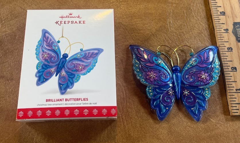 2017 Hallmark BRILLIANT BUTTERFLIES Ornament : 1st in the Brilliant Butterfly