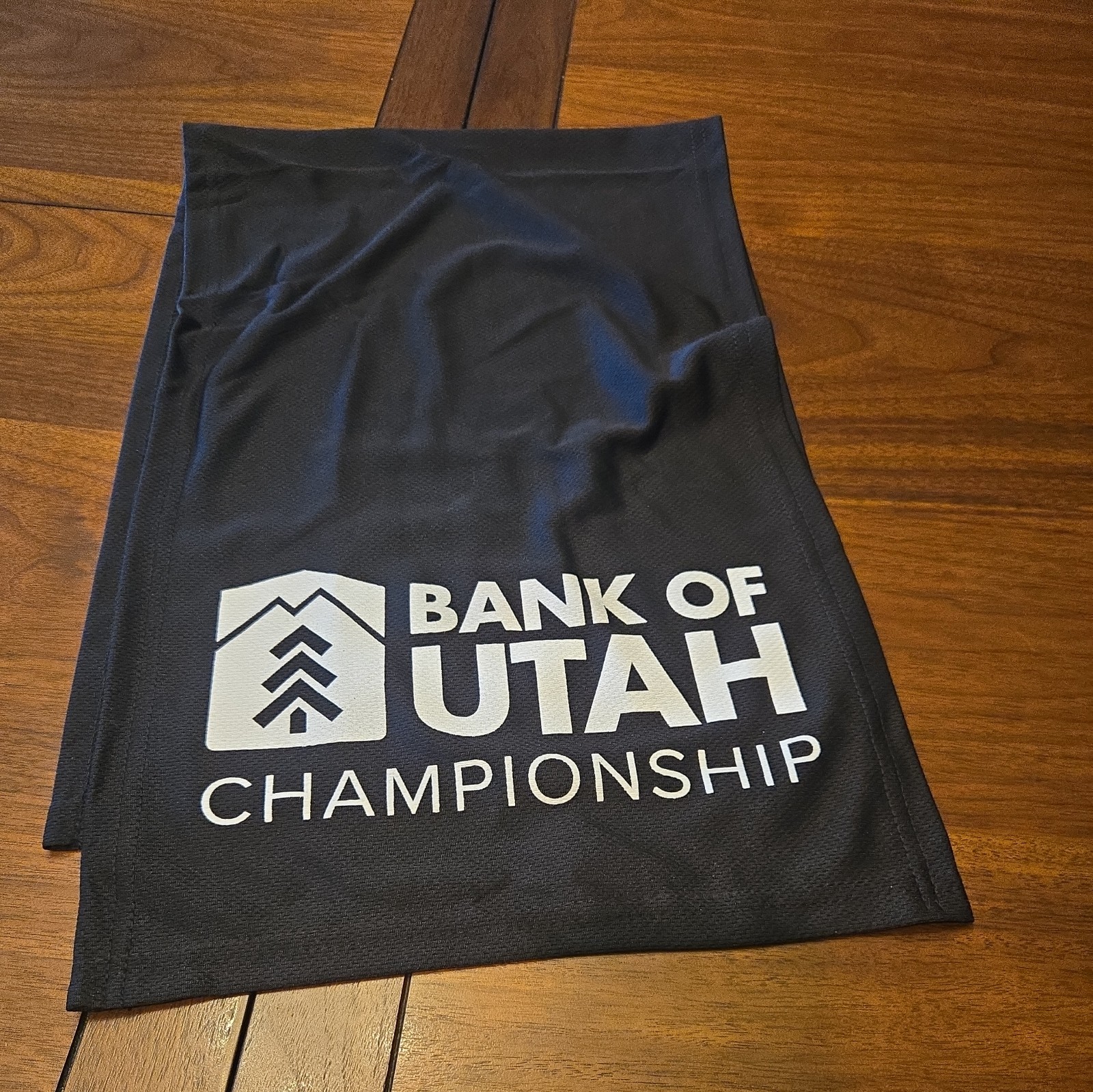 PGA 2026 Tour Championship Cooling Golf Towel Bank of Utah Ivin UT NEW PGA 2026 Tour Championship Cooling Golf Towel Bank of Utah Ivin UT NEW