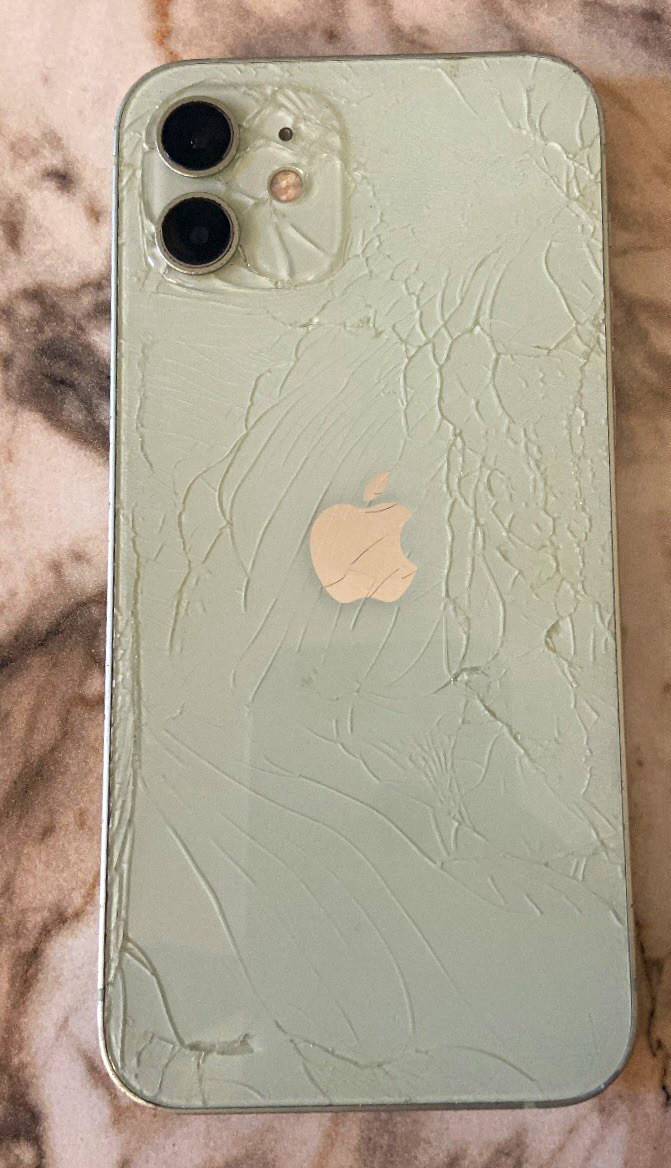Apple iPhone 12 64GB Green Unlocked Smartphone (READ DESCRIPTION) Apple iPhone 12 64GB Green Unlocked Smartphone (READ DESCRIPTION)