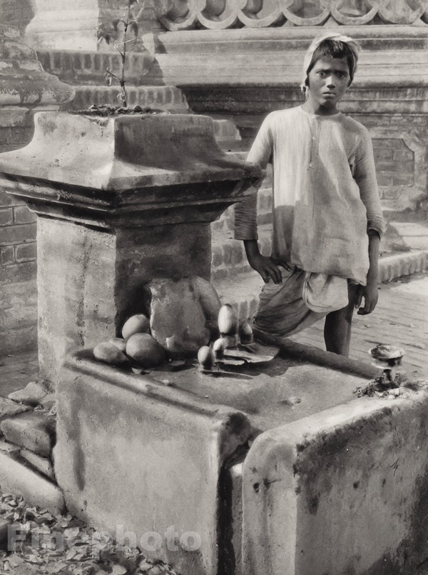1928 Original INDIA Patna Boy Hindu Alter Architecture Photo Art By HURLIMANN