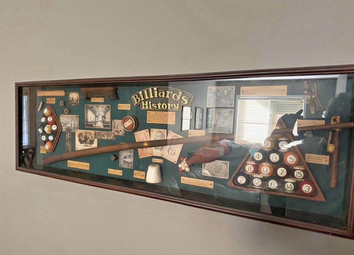 Vintage History Billiards Shadow Box Very Cool Piece For Man Cave Great Cond Vintage History Billiards Shadow Box Very Cool Piece For Man Cave Great Cond