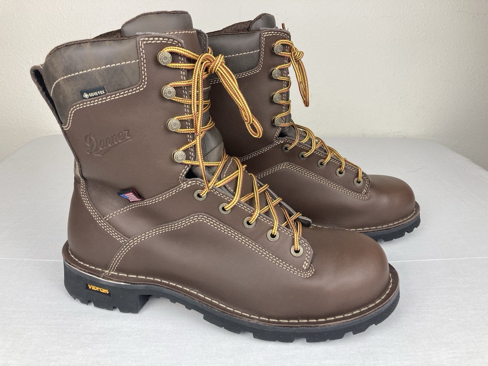 DANNER QUARRY USA 8” ALLOY TOE WORK BOOTS BROWN GORE-TEX 17307 MENS 11.5 EE NEW DANNER QUARRY USA 8” ALLOY TOE WORK BOOTS BROWN GORE-TEX 17307 MENS 11.5 EE NEW