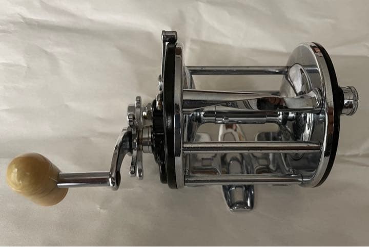 Vintage Penn Leveline 350 Fishing Reel Black Excellent Condition Smooth Action