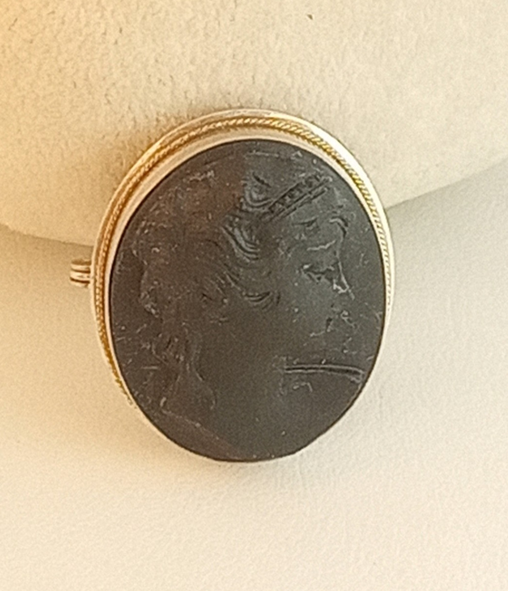 Vintage 50s lava cameo 800 fine silver pin pendant