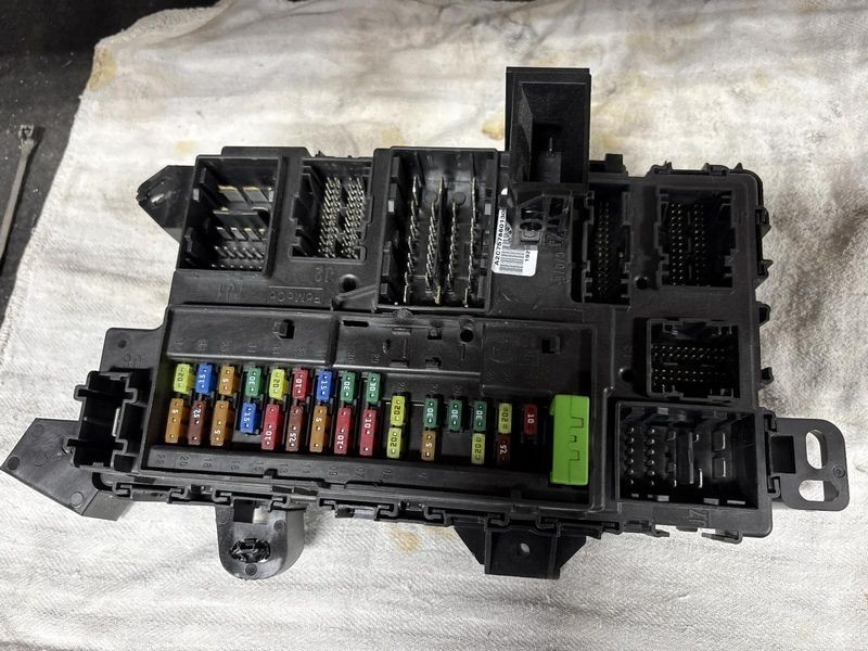 2018-2020 Ford Truck F150 Body Control Module Assembly JU5T-15604-LAA OEM