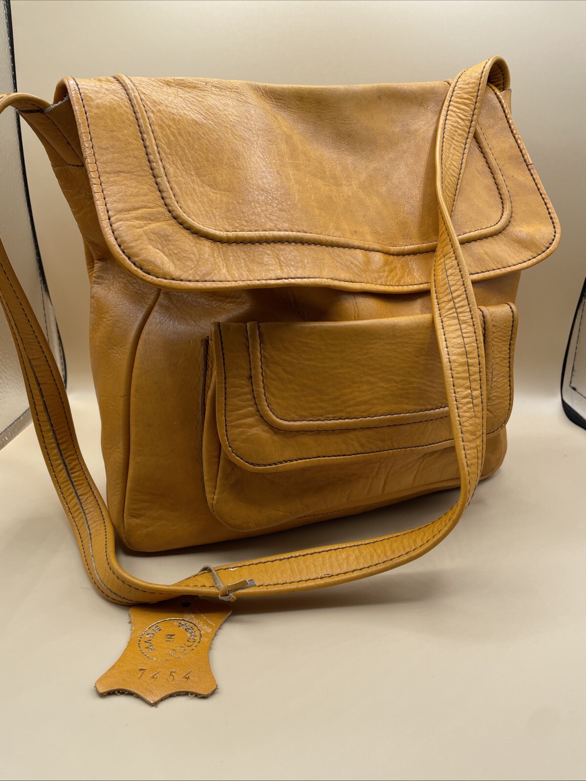 Gorgeous COLUMBIAN LEATHER Purse Shoulder Bag YELLOW