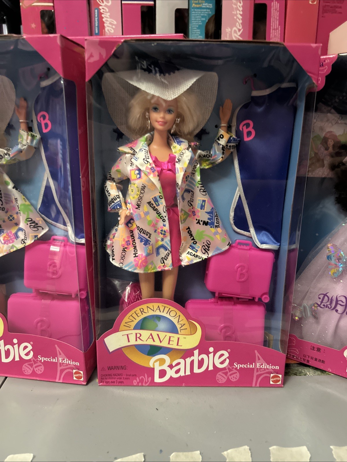 NIB 1994 Mattel International Travel Barbie 13912