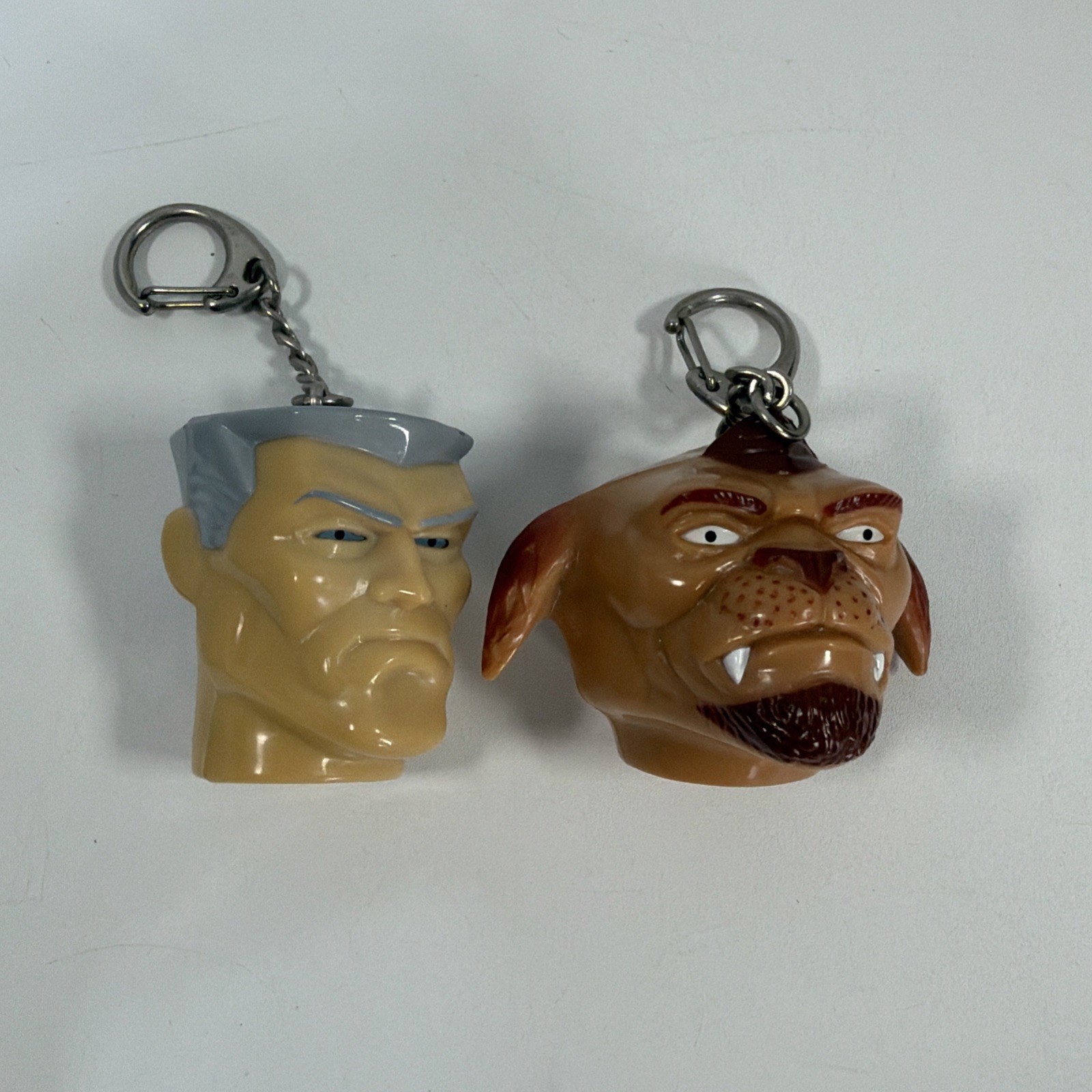 Vintage 1998 Small Soldiers LED Laser Eyes Keychain Set Chip Hazard Archer Loose Vintage 1998 Small Soldiers LED Laser Eyes Keychain Set Chip Hazard Archer Loose