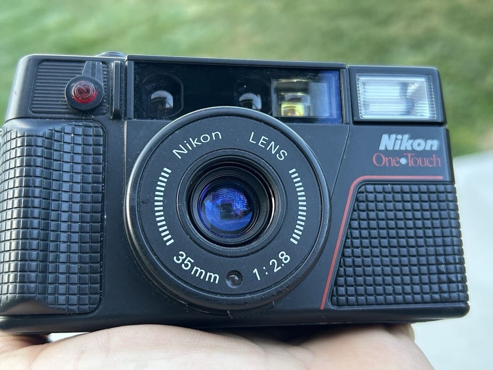 Excellent VTG NIKON One-Touch L35AF2 (POINT & SHOOT) 35mm CAMERA *TESTED* CLEAN
