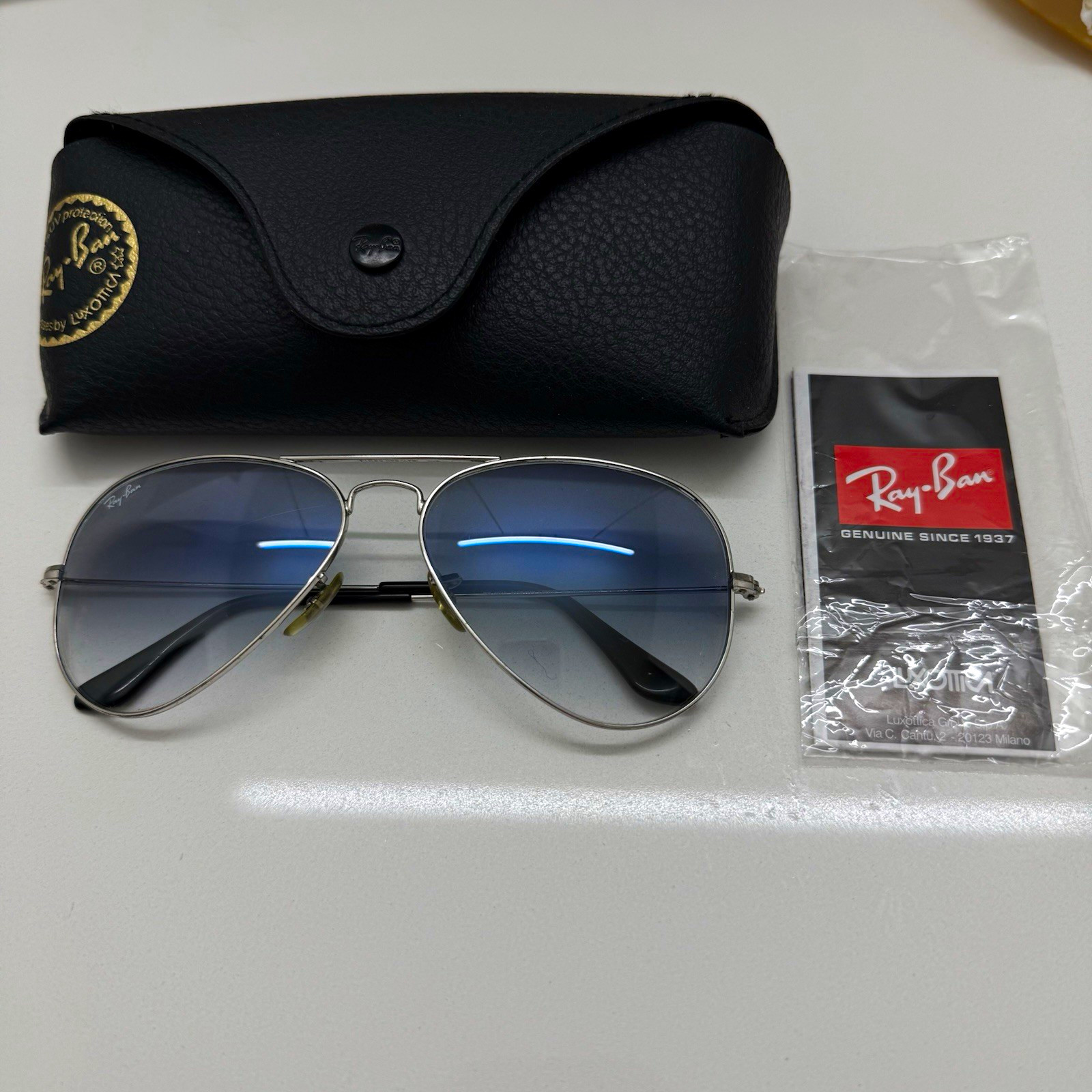Ray-Ban Men\'s Aviator Sunglasses Silver Metal Frame Blue Gradient Glass Lenses Ray-Ban Men\'s Aviator Sunglasses Silver Metal Frame Blue Gradient Glass Lenses