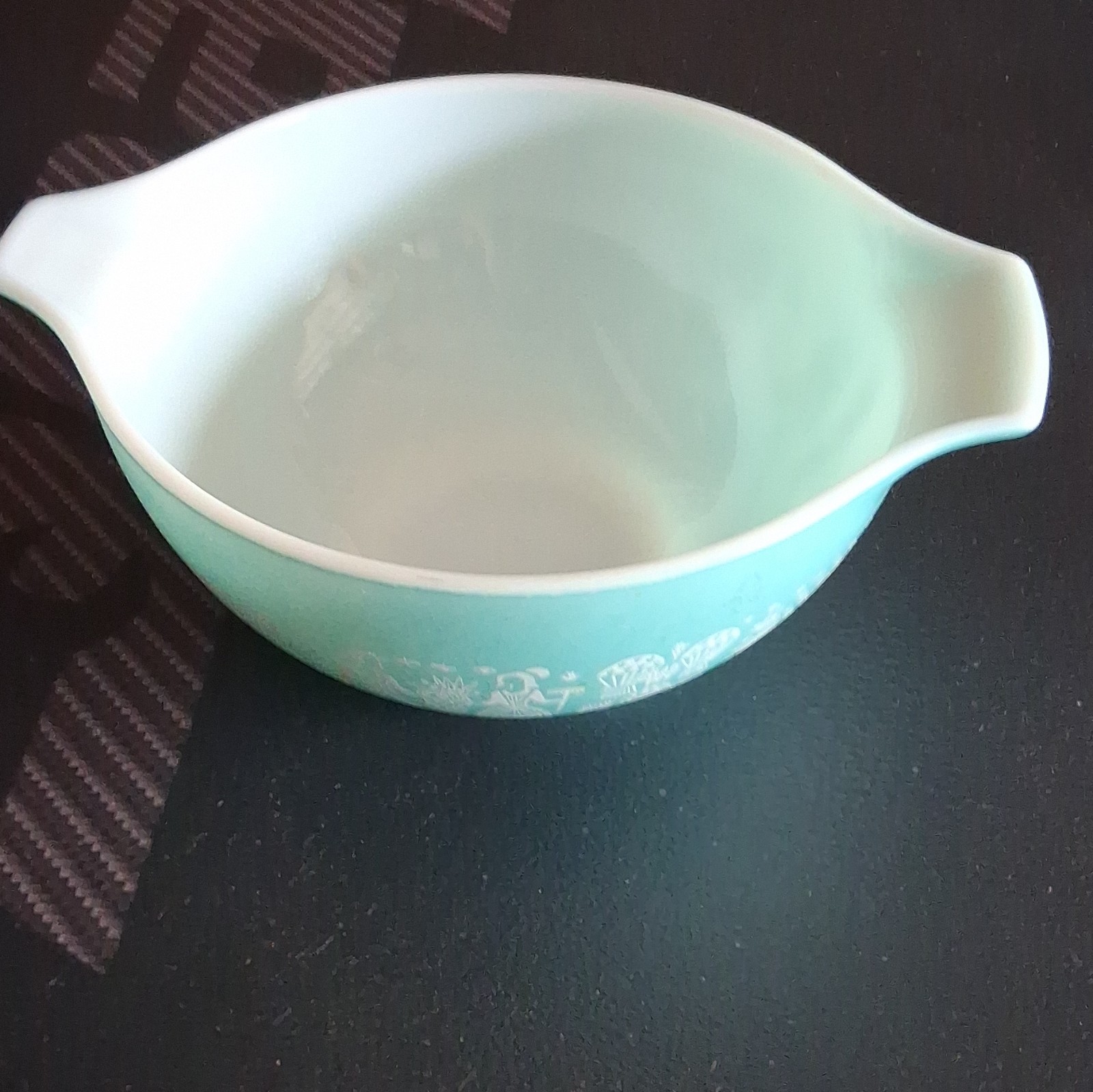 PYREX Vintage Amish Butterprint Blue/White Cinderella Mixing Bowl #441 8\ PYREX Vintage Amish Butterprint Blue/White Cinderella Mixing Bowl #441 8\