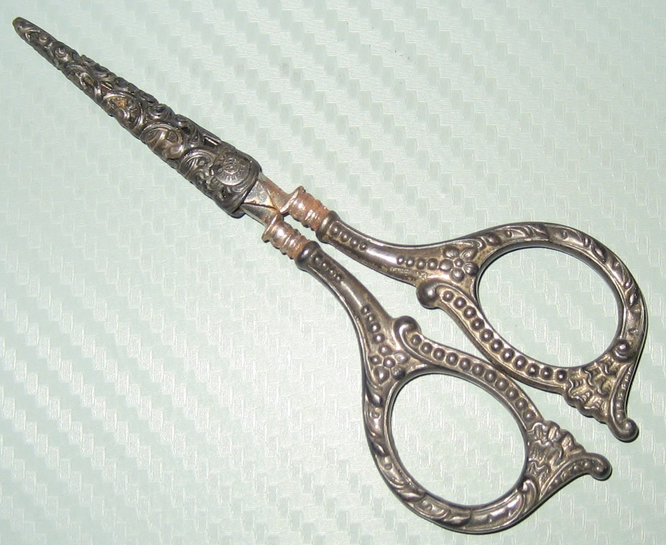Rare Antique Victorian Medieval Sewing Scissors With Sheath Sleeve Rare Antique Victorian Medieval Sewing Scissors With Sheath Sleeve