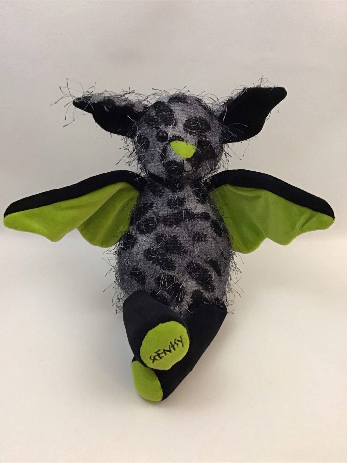 Scentsy Buddy Vlad the Bat Plush 15\