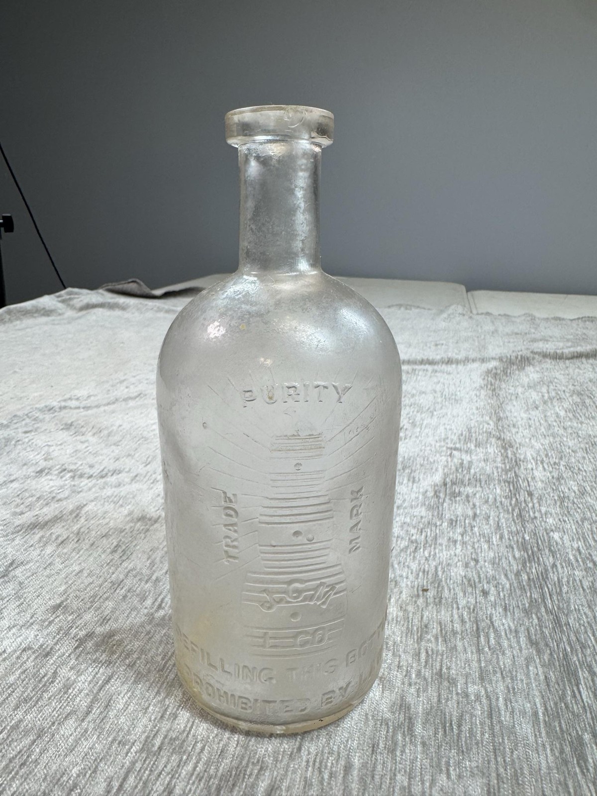 Vintage J.C. Marks Liquor Co Purity Whiskey Bottle 3 Barrells Louisville KY USA
