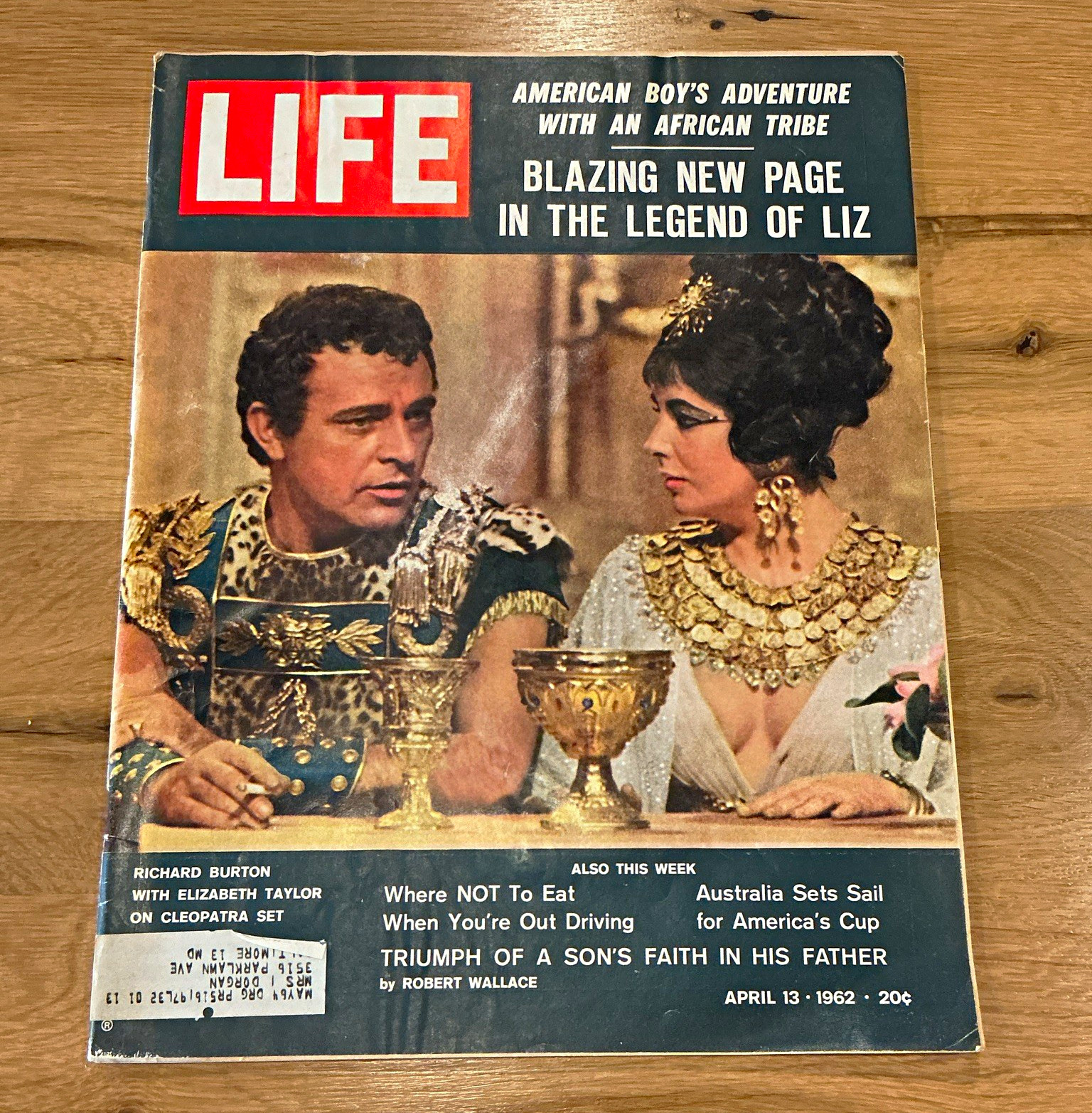 Life Magazine April 13 1962 mickey mantle #5 Roger Maria #6 post in tact cards