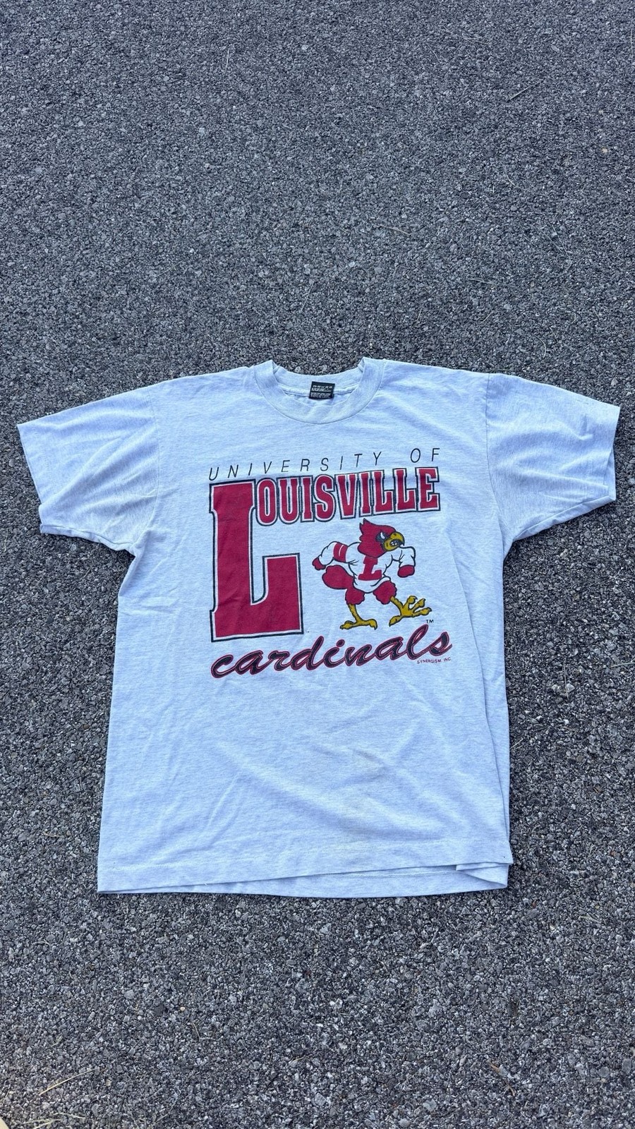 Synergism Vintage University of Louisville Cardinals T-Shirt Gray Synergism Vintage University of Louisville Cardinals T-Shirt Gray