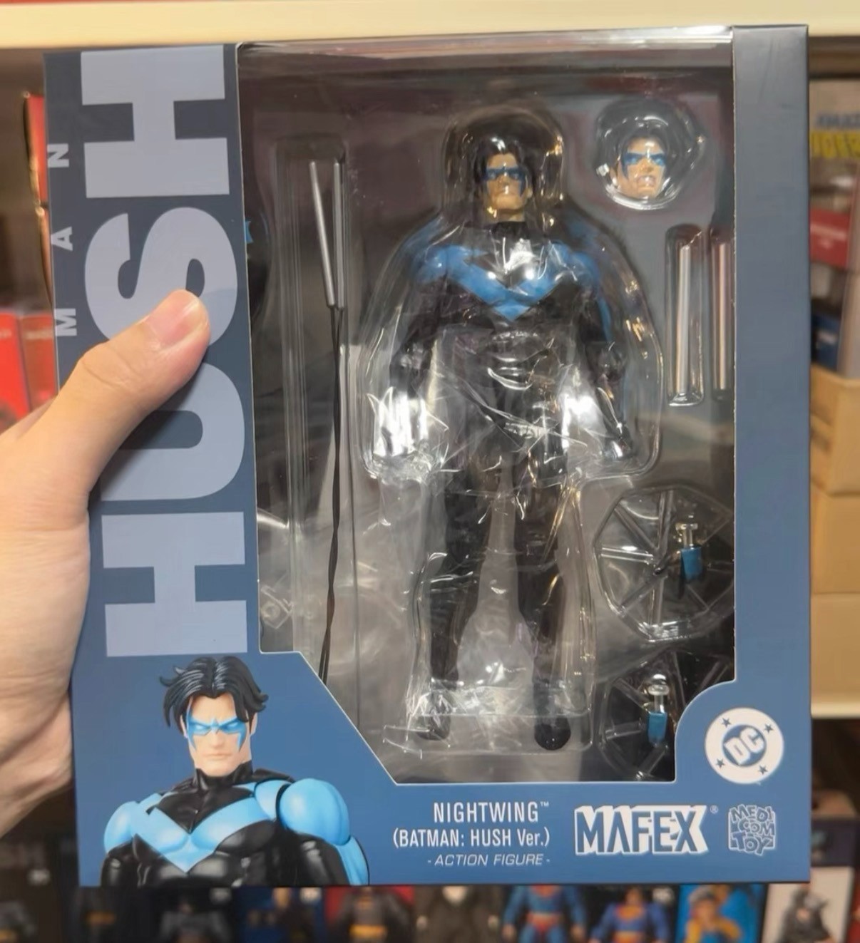 Medicom Toy MAFEX No.175 Nightwing Action Figure Batman: Hush Ver. In Stock New
