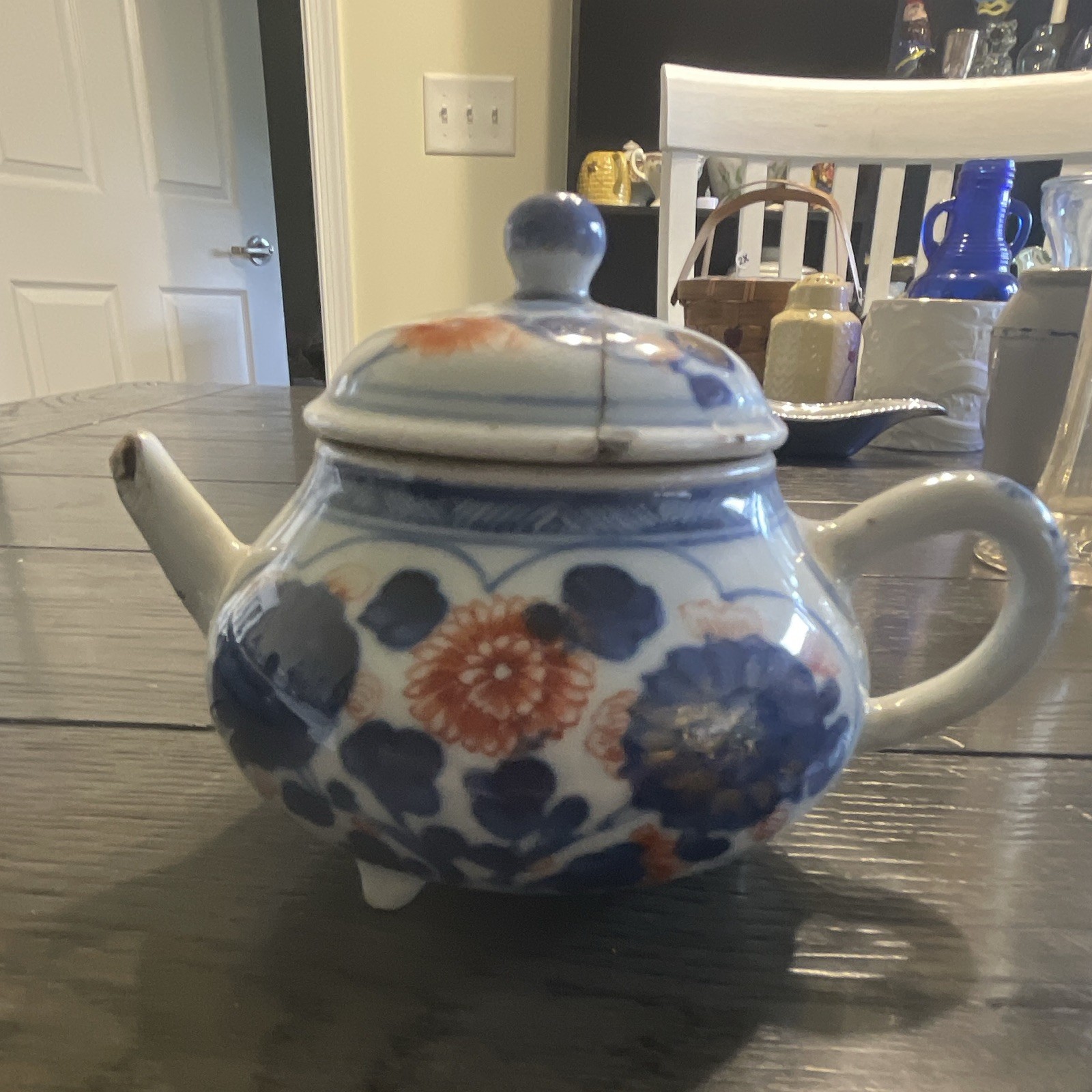Antique Edo Period Miniature Imari Porcelain Tripod Teapot ca.1700 Japanese - AS Antique Edo Period Miniature Imari Porcelain Tripod Teapot ca.1700 Japanese - AS