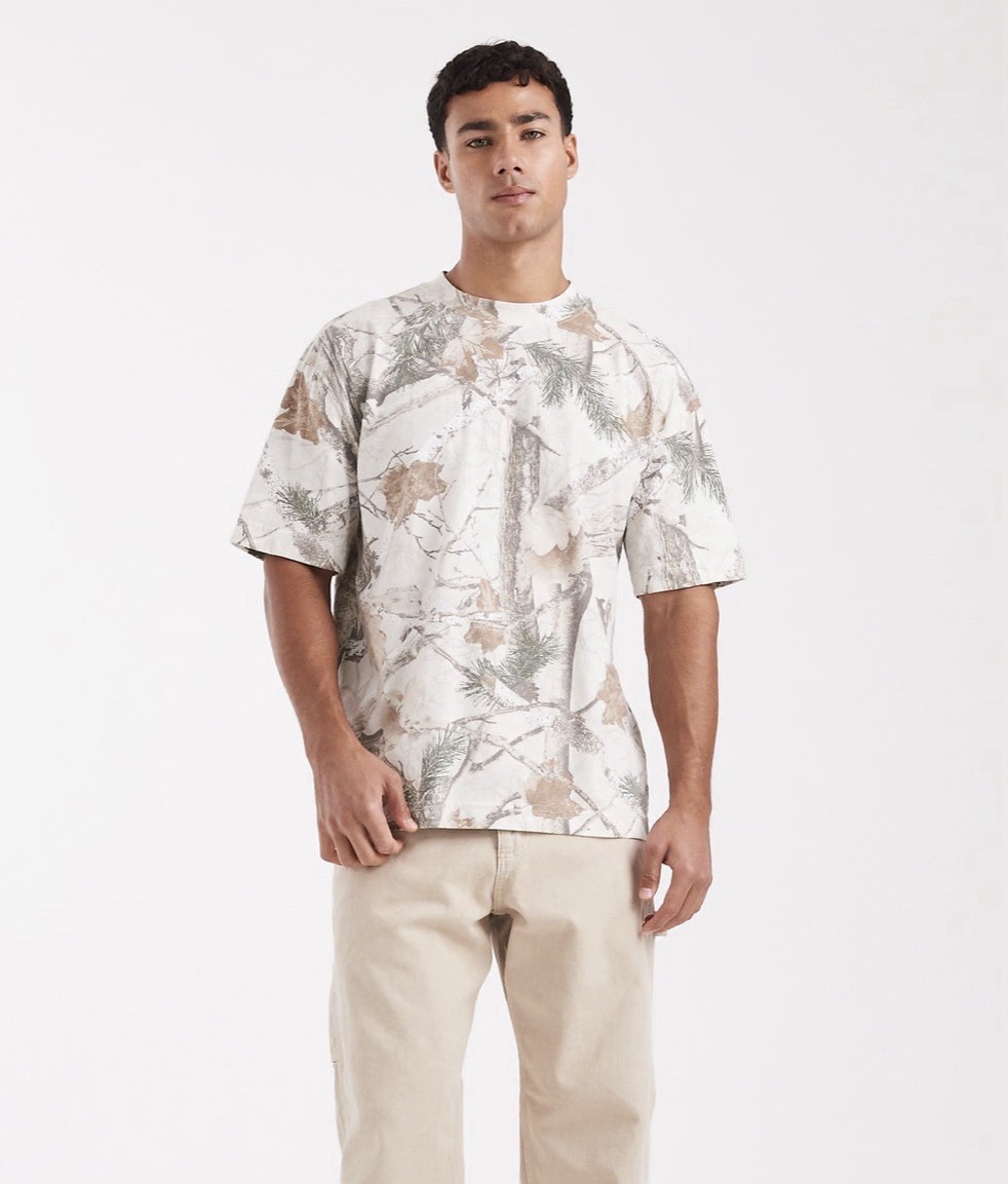 Hollister Heavyweight Boxy Fit Camouflage Crew Neck Short Sleeve T-Shirt M Hollister Heavyweight Boxy Fit Camouflage Crew Neck Short Sleeve T-Shirt M