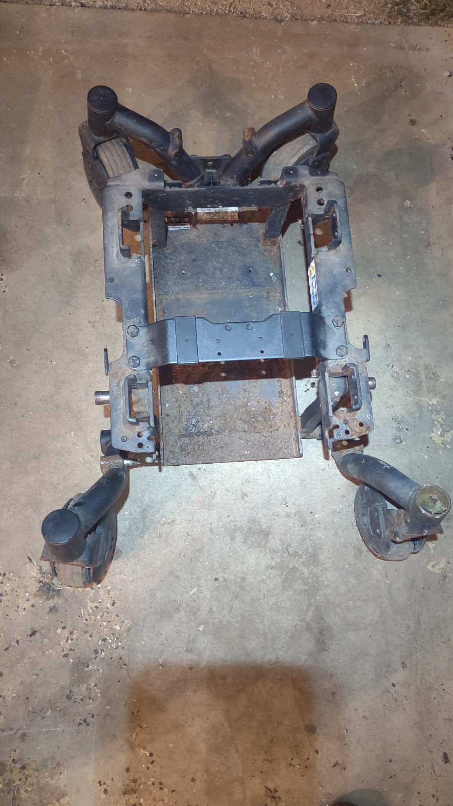 Quantum Q6 Edge Power Wheelchair Metal Body Frame 22” x 17” and Casters Quantum Q6 Edge Power Wheelchair Metal Body Frame 22” x 17” and Casters