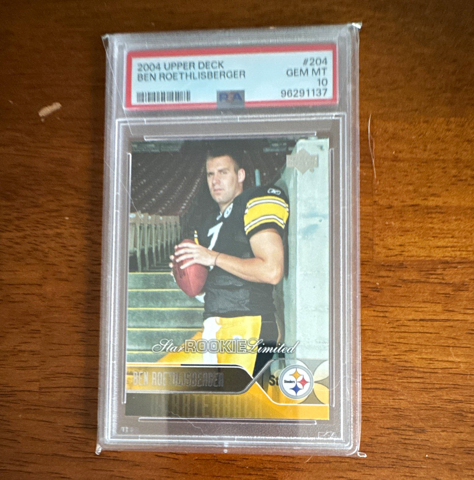 Upper Deck 2004 Ben Roethlisberger Star Rookie Limited #204 RC PSA 10 96291137 Upper Deck 2004 Ben Roethlisberger Star Rookie Limited #204 RC PSA 10 96291137
