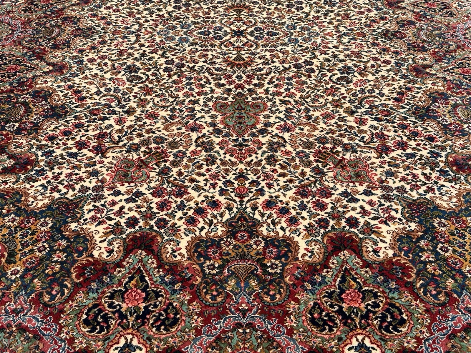AUTHENTIC MINT KARASTAN FLORAL KIRMAN RUG 8.8x12 PATTERN #742 WE HAVE OTHERS
