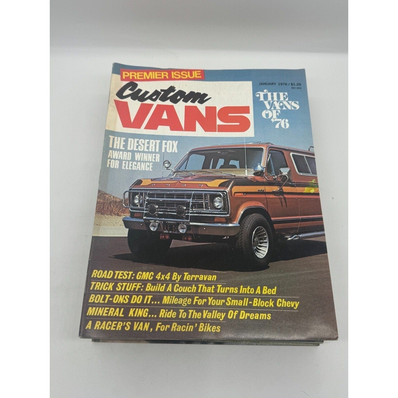 VINTAGE CUSTOM VANS MAGAZINE FIRST ISSUE - JAN 1976 - GMC 4X4 BOLTONS RACER VAN