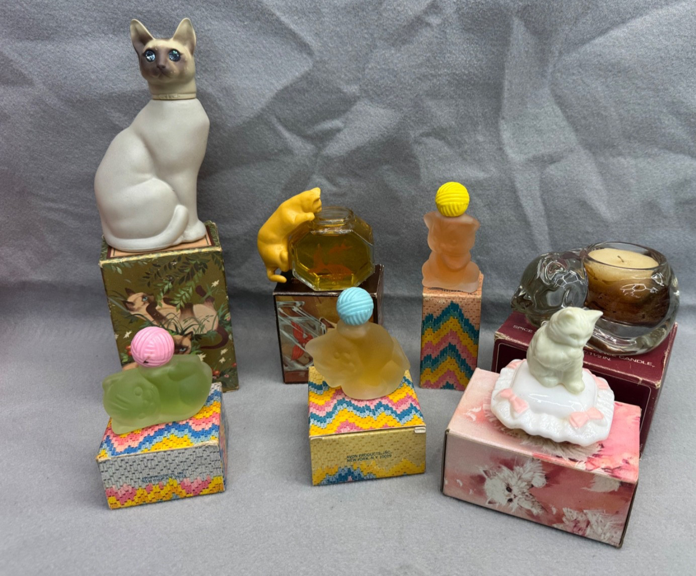 Vintage Avon Frisky Friends and Cats Perfume Bottles with Original Boxes Vintage Avon Frisky Friends and Cats Perfume Bottles with Original Boxes