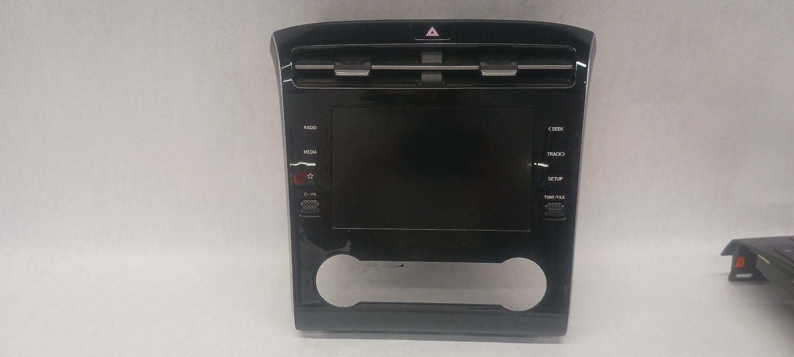 \'22-\'24 HYUNDAI SANTA CRUZ Disply Screen 8.0\
