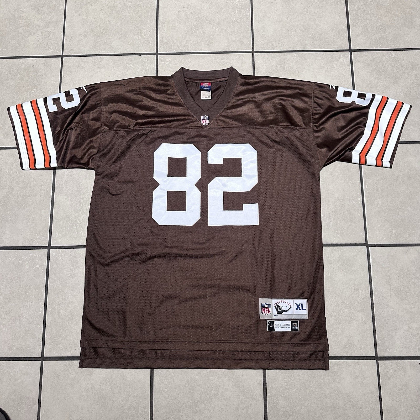 Reebok NFL Throwbacks Ozzie Newsome #82 Cleveland Browns 1985 Jersey Mens XL